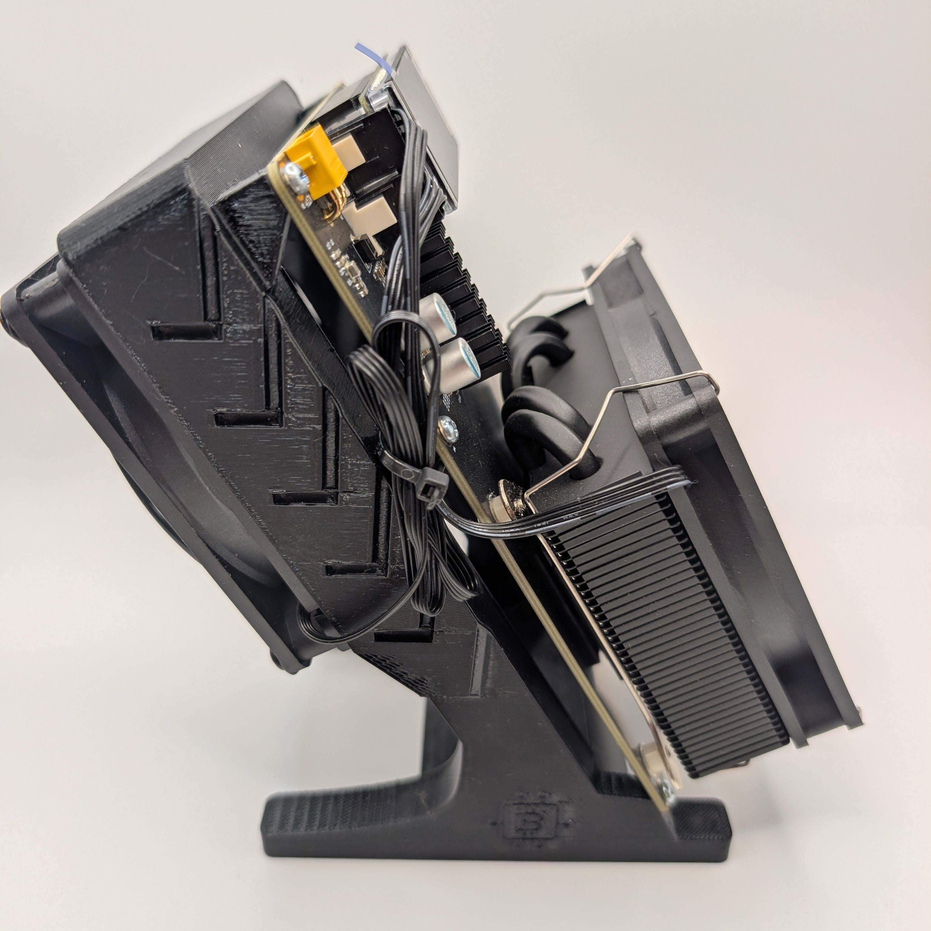 NerdQaxe++ Rev6.1 6TH solo miner