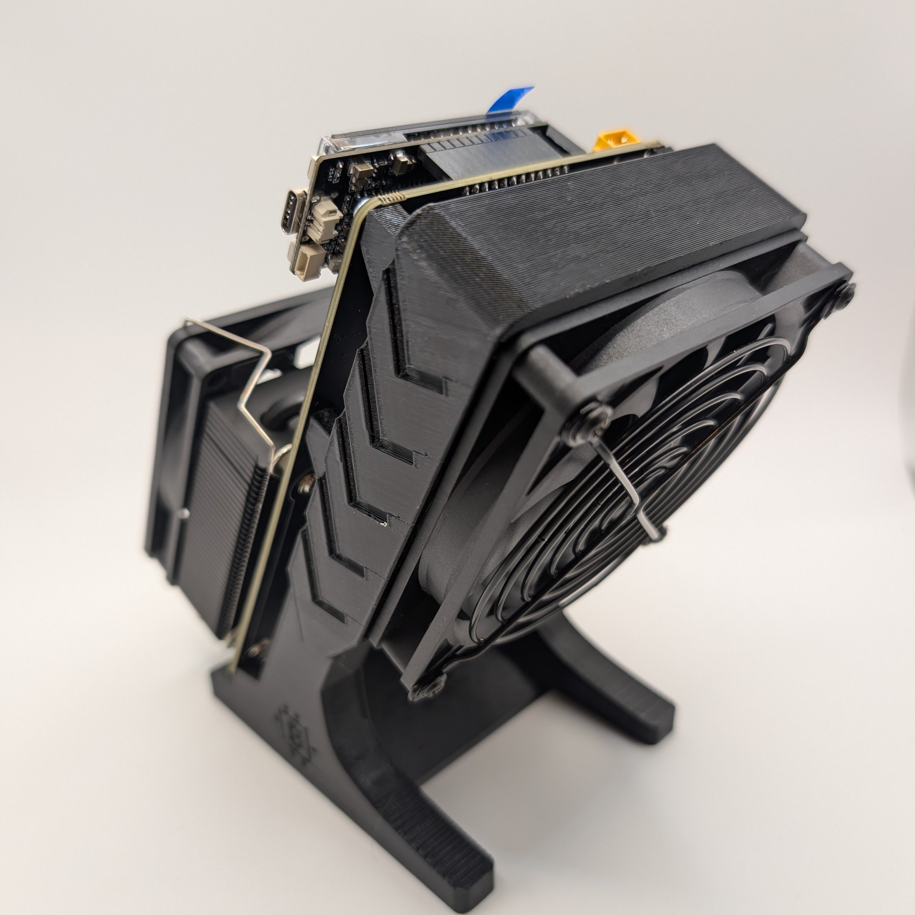 NerdQaxe++ Rev6.1 6TH solo miner